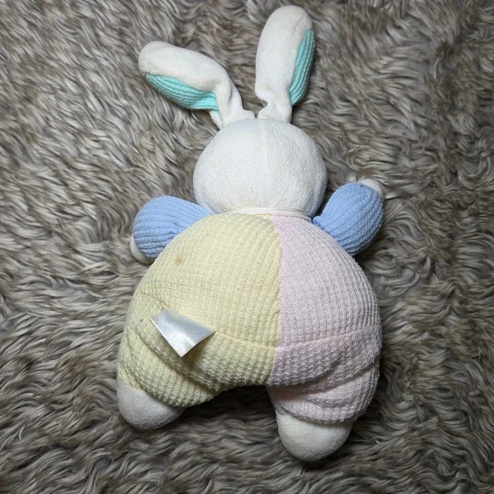 Vintage Carters Prestige Eden Waffle Knit Pastel Bunny Rabbit Rattle Plush Lovie